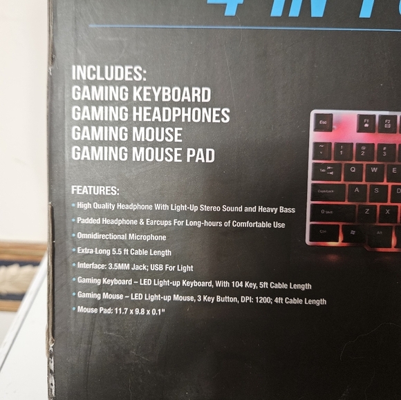 Soundlogic XT Lightup 4-in-1 Gaming Combo Kit! - Picture 3 of 7